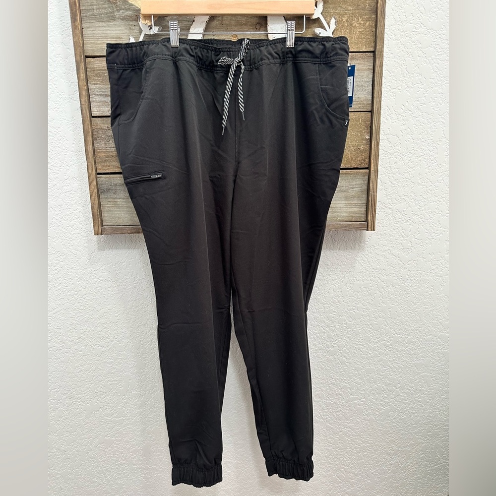 Jaanuu Essential 5 pocket black stretch scrub jogger pants ladies size 1X NWT